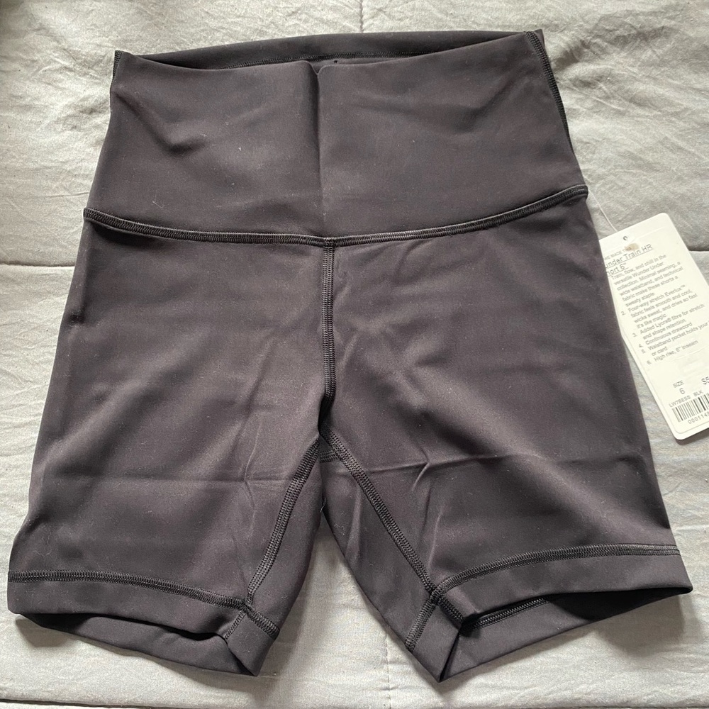 Lululemon Wunder train